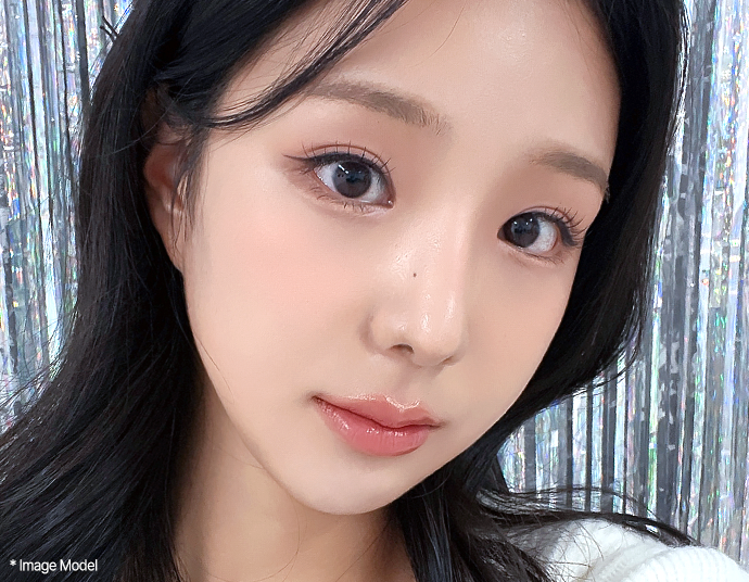 Natural Adhesion 22 eye natural view left