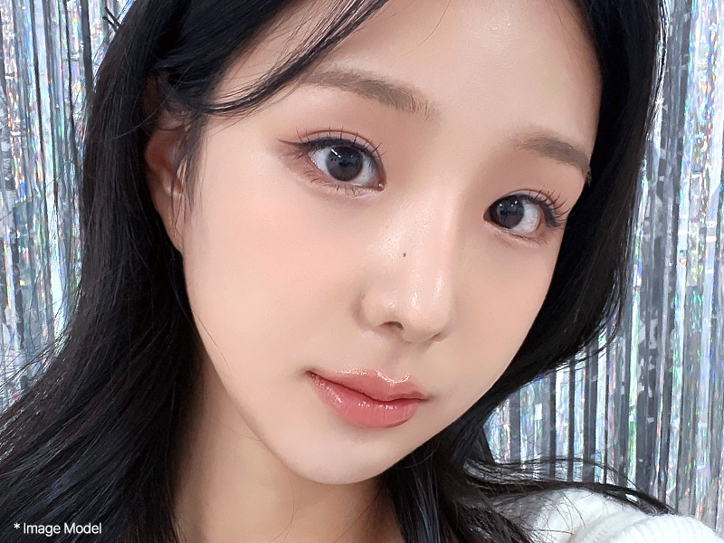 Natural Adhesion 23 eye natural view left mo