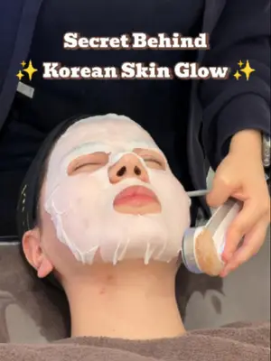 The Korean glow everyone talks about? 👀✨ It’s not magic… it’s layers of the right treatments. Come with us to discover every step to perfection with VIEW 💖 Further info, contact us on whatsapp : 🇺🇸 English : +82 10 2103 7174 🇮🇩 Bahasa Indonesia : +82 10 3936 7164 Copyrights to images and all other materials related to this content belong to View Plastic Surgery and you may be liable for unauthorized distribution and/or reproduction of the same without written consent. Results of surgery may vary depending on the individual, and there may be side effects such as haemorrhaging, inflammation, etc. #seoul #koreanskincare #kbeauty #glassskin #koreanglow #skingoals