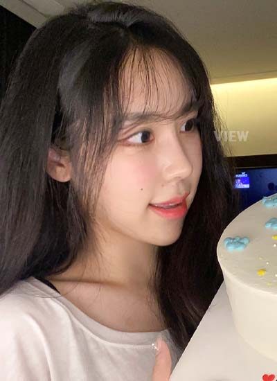 6836d2769ca4a2412926