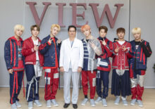 Global idol Lucent visited View Plastic Surgery Clinic